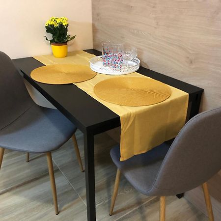 מלון טטה Lidia Vendeghaz מראה חיצוני תמונה
